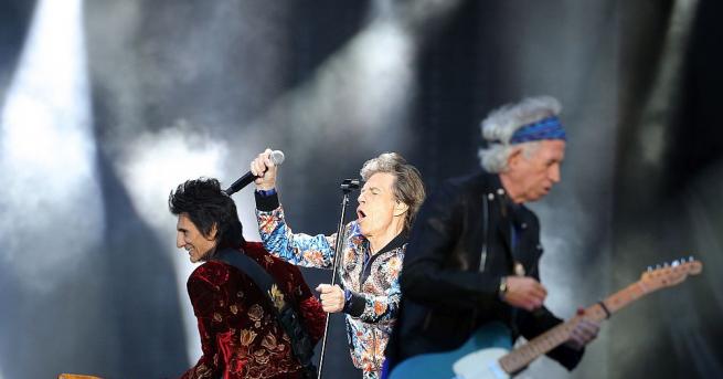 Група Ролинг стоунс издаде първата си песен от 2012 г
