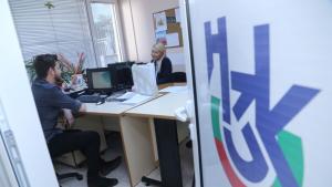 От днес НЗОК поема функциите на Фонда за лечение на