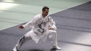 Шампионът на България Петър Драгоев