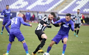 Етър Велико Търново посреща Локомотив Пловдив в плейофен мач реванш