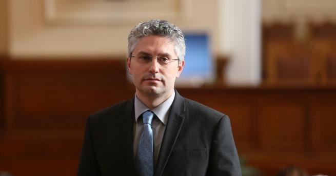 Станислав Стоянов положи клетва като депутат на мястото на бившия