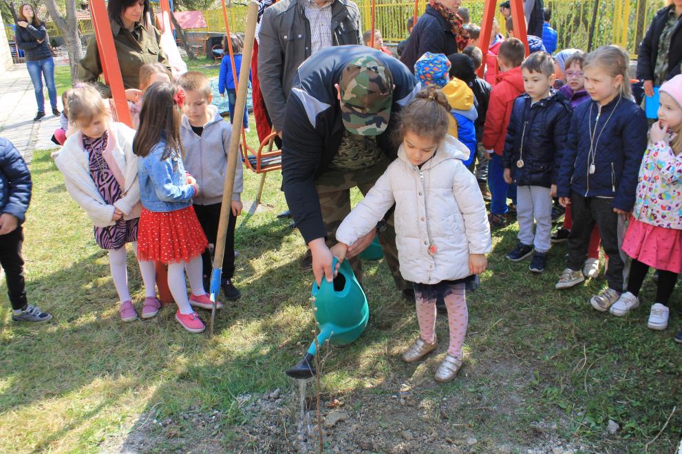 Над 100 деца от ДГ „Изворче“ се включиха днес в горския празник