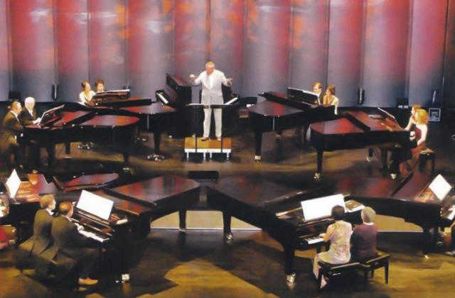 Уникалният „Концерт на 8 рояла“ ще гостува през ноември във Велико Търново