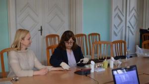 кръв служители