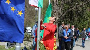 Валерий Великов