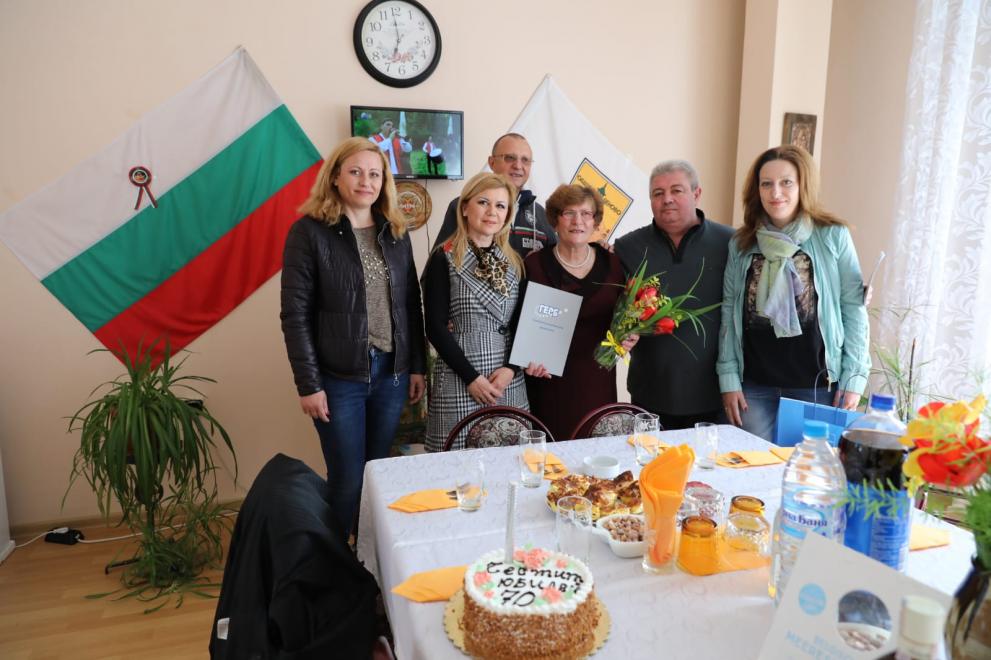 Народните представители от ГЕРБ поздравиха председателя на пенсионерски клуб в Новград