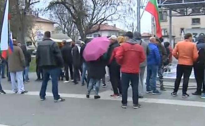 Войводиново на протест заради условните присъди