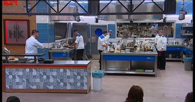 ще станат свидетели на една истински инфарктна вечерна резервация с