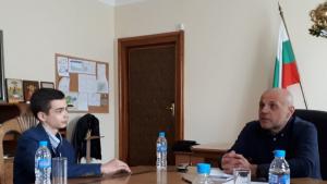 момче Мездра