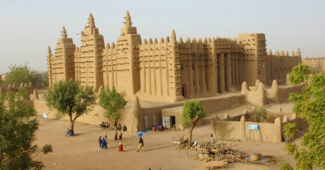 Бедната западноафриканска страна Мали поиска от ЕС да увеличи подкрепата
