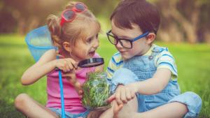 времето деца поляна лято