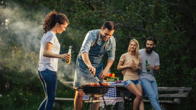 Незабравим вкус: Съветите на майсторите за перфектно барбекю