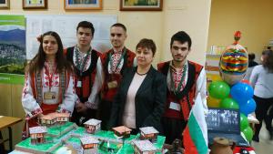 Бъдещи икономисти преставят Русе на панаира в Пловдив