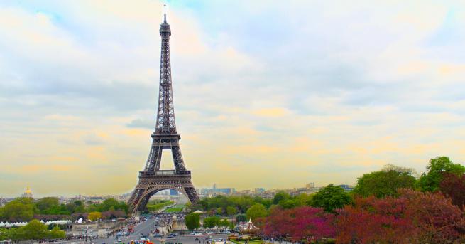 Туристите и жителите на Париж от днес отново ще могат