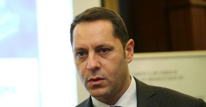 Прокуратурата започна проверка и срещу зам министъра на икономиката Александър Манолев