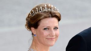 Норвежката принцеса Марта Луиз която е сгодена за самопровъзгласил се
