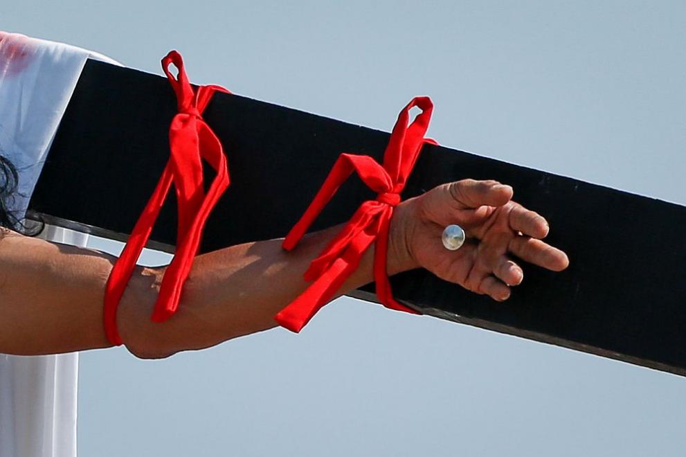  Филипините кръст разтягане Разпети петък 