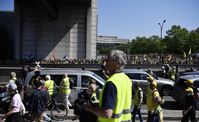 Насилие на протеста на жълтите жилетки