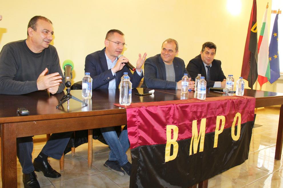 Джамбазки: Всеки глас е важен за защита на националните ни интереси, видя се при гласуването на пакета „Макрон”