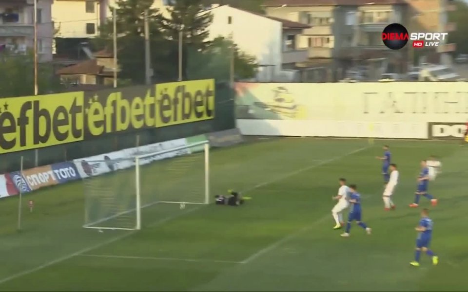 Отборът на Етър победи като гост Верея с 3:0 в