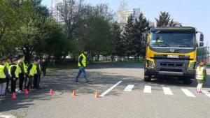 деца полиция