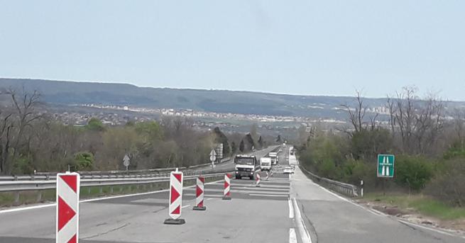 Движението при километър 7 на автомагистрала Струма в района на