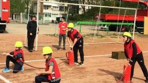 Млад огнеборец