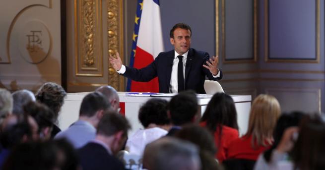 Френският президент Еманюел Макрон предупреди от трибуната на Парламентарната асамблея