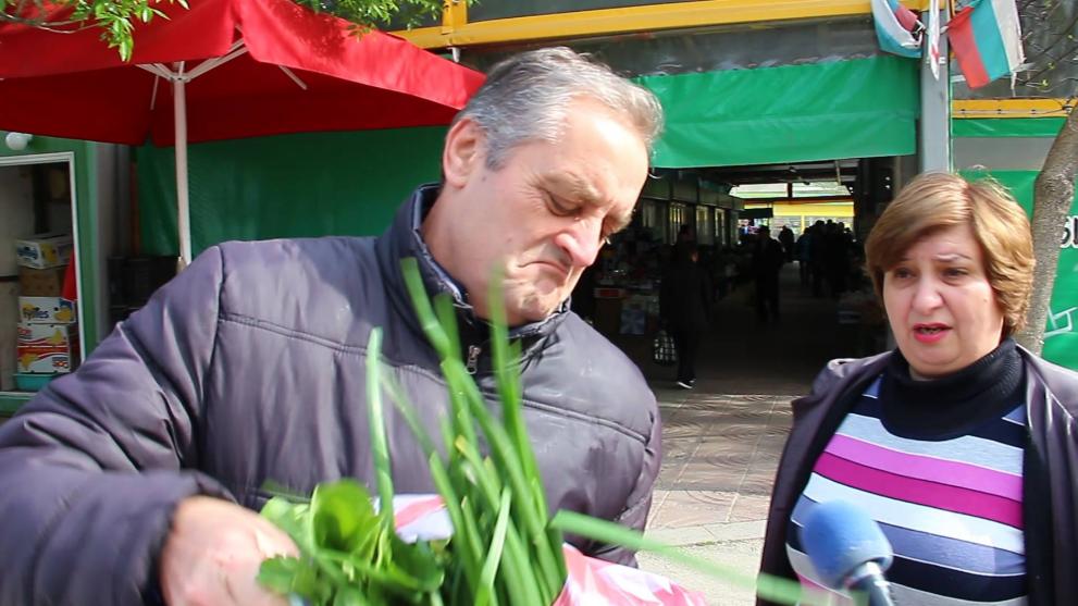  Още от сутринта клиентите бяха на пазара 