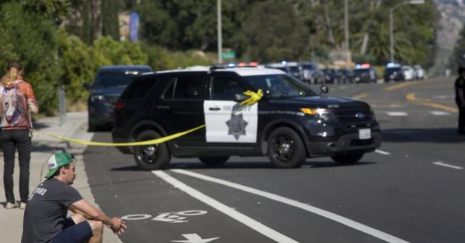 Полицията проверява дали нападателя от синагогата в Поуей в щата
