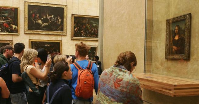 Джокондата на Леонардо да Винчи намираща се в парижкия музей