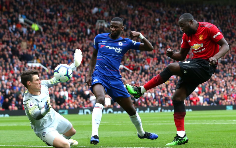 Манчестър Юнайтед приема Челси в мач от 36-ия кръг на