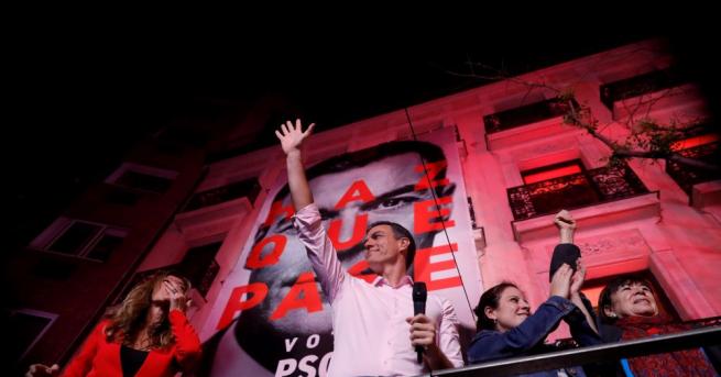 Социалистите на премиера Педро Санчес печелят парламентарните избори в Испания,