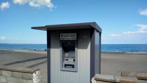 банкомат на плажа