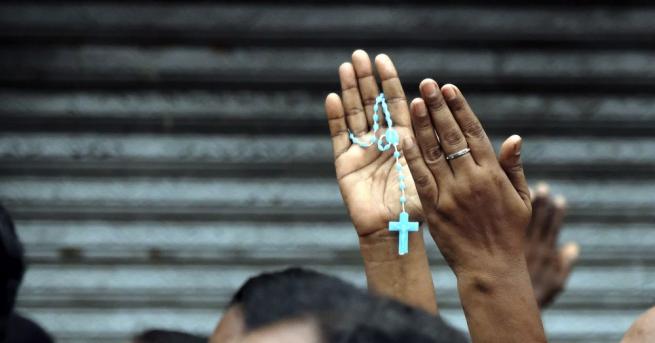 Католическата църква в Шри Ланка отслужи първата редовна неделна литургия