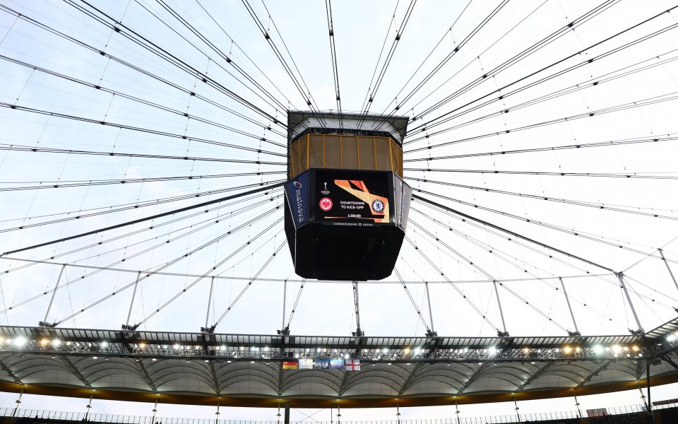 Айнтрахт Франкфурт се изправя срещу английския Челси в първи полуфинален