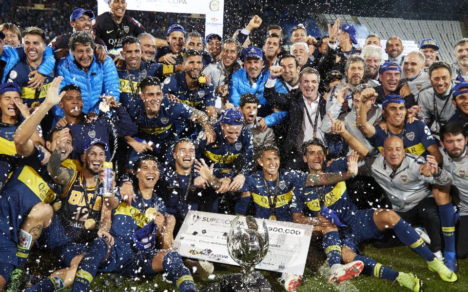 Бока Хуниорс спечели първата си Суперкупа на Аржентина. В решаващия
