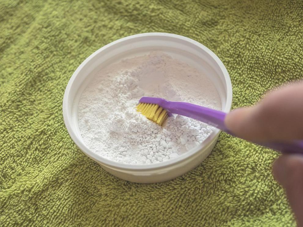  четка за зъби 