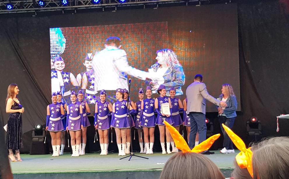 Разградските мажоретки отново на върха: спечелиха Гранд При на международния конкурс „Южни слънца”