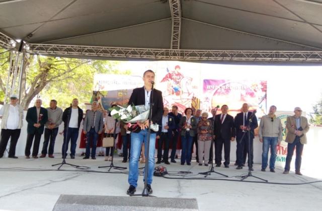Председателят на ТД "Странджа" на фолклорния събор в Поморие