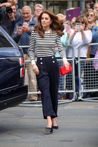  Остров Уайт е известна дестинация за ветроходци и кралски особи. В тазгодишното съревнование ще се употребяват яхти от новата серия 