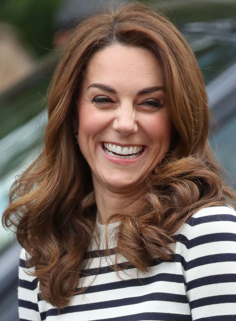 Херцозите на Кембридж откриха Купата на краля на историческия кораб "Къти Сарк" в Гринуич в присъствието на представители на благотворителните организации и кралската фондация