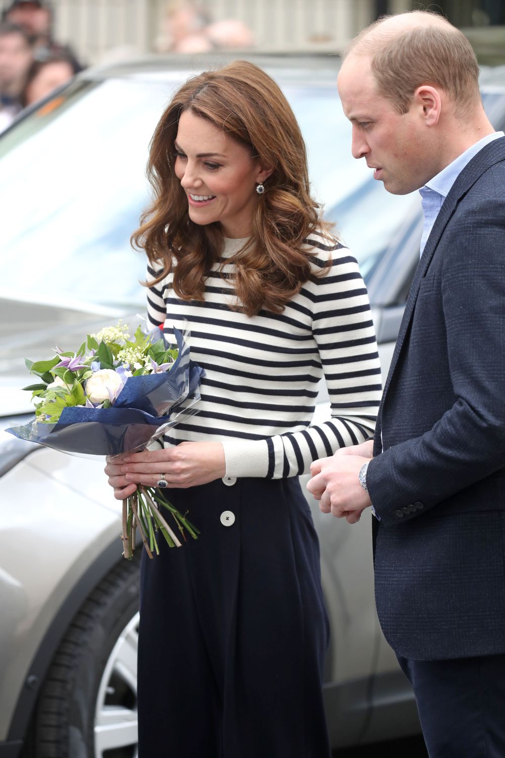 Херцозите на Кембридж откриха Купата на краля на историческия кораб "Къти Сарк" в Гринуич в присъствието на представители на благотворителните организации и кралската фондация