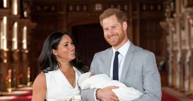 Британският принц Хари и съпругата му Меган обявиха че синът