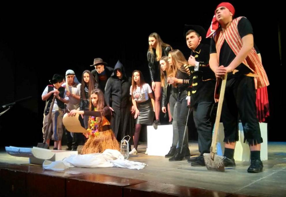 Отлично представяне на театралната школа към ОДК