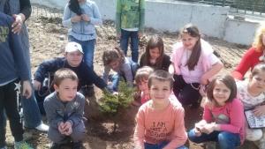 Дупница деца