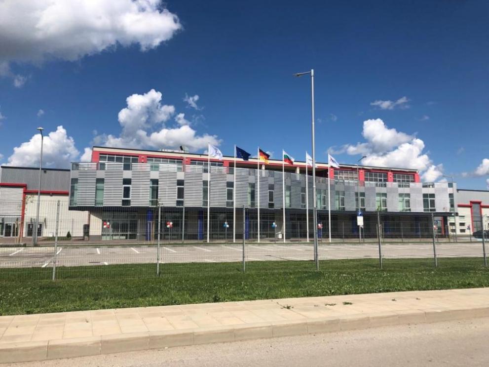  Премиерът Бойко Борисов бе в крайдунавския град, с цел да се запознае с новата инвестиция на немски цех за автомобилни заключващи механизми, който откри нова индустриална база 