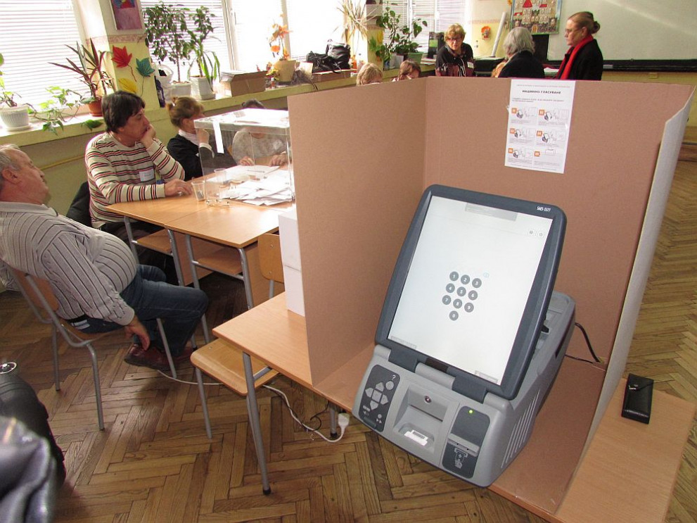 Машинно гласуване