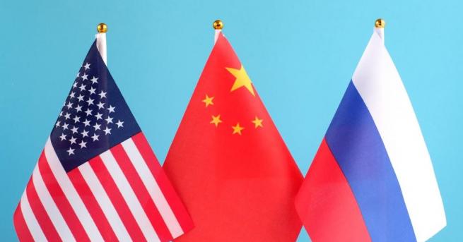 Министрите на външните работи на Русия и на Китай Сергей