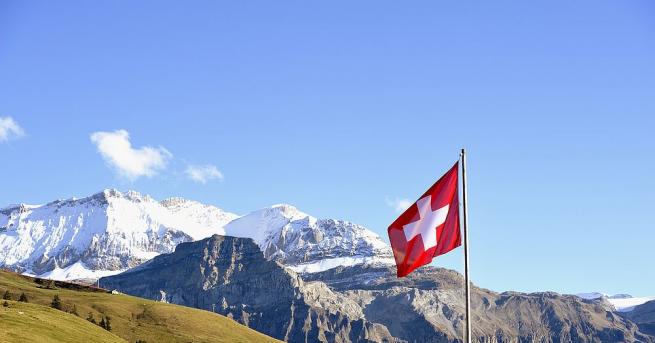 Два референдума ще се състоят днес в Швейцария днес -